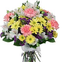 Send Flowers to Mumbai : Vase Arrangement of Flowers to Mumbai