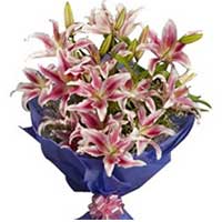Flowers to Mumbai : Anniversary Gifts to Mumbai