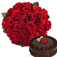 Deliver Friendship Gifts Online 24 Red Roses Bunch with 0.5 kg Chocolate Cake in Mumbai 