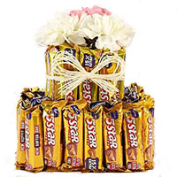 Send Cookies and Christmas Gifts to Mumbai with 16 Pcs Ferrero Rocher 16 White Roses Bouquet to Akola