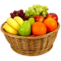 Send Diwali Gifts to Mumbai contains Online 1.5 Kg Fresh Fruits Delivery in Mumbai with Basket