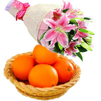Fresh Fruits Baskets Mumbai, Online Gift of Pink Lily Bouquet 3 Stems with 12 pcs Fresh Orange on Friendship Day