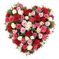 Send Friendship Day Flower Delivery in Mumbai, Mixed Roses Heart 40 Flowers in Mumbai Online