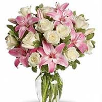 Flowers to Mumbai : Housewarming Gifts to Mumbai