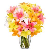 Flower Delivery in Mumbai of Mix Lily in Vase 10 Stems to your Friends
