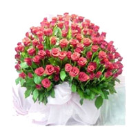 Online Rakhi Flowers Delivery of Pink Roses Bouquet 100 flowers to Mumbai