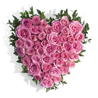 Flower to Mumbai : Pink Roses Heart