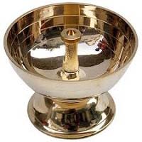 Online Diwali Gifts in Amravati take in Akhand Diya in Brass