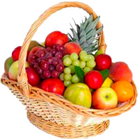 Place Order for Anniversary Gifts Online to Nagpur that include 4 Kg Mix Fresh Fruits Delivery Mumbai in Basket